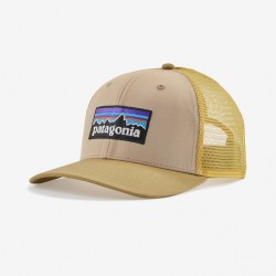 Patagonia : P-6 Logo Trucker Hat - Oar Tan Patagonia Hats