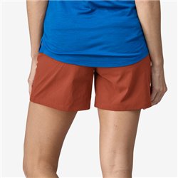 Patagonia W's Quandary Shorts 5 in Mangrove Red