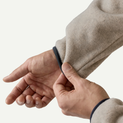 Patagonia - Pull en molleton léger Synchilla® Snap-T® pour homme - Farine d'avoine/Bleu Marine - Patagonia - sporteque.ca